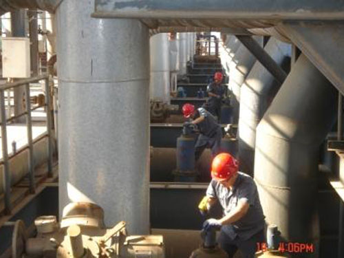 安全閥在線校驗(yàn)現(xiàn)場(chǎng)照片