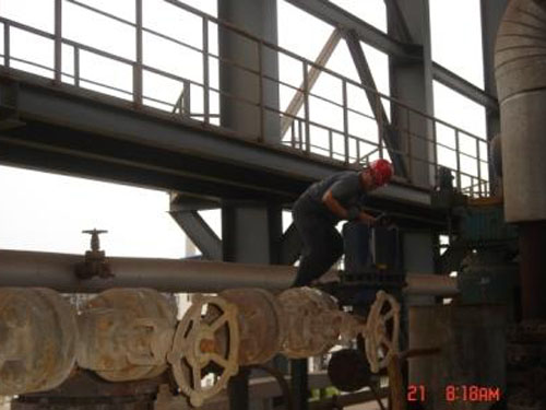 安全閥在線校驗(yàn)現(xiàn)場(chǎng)照片